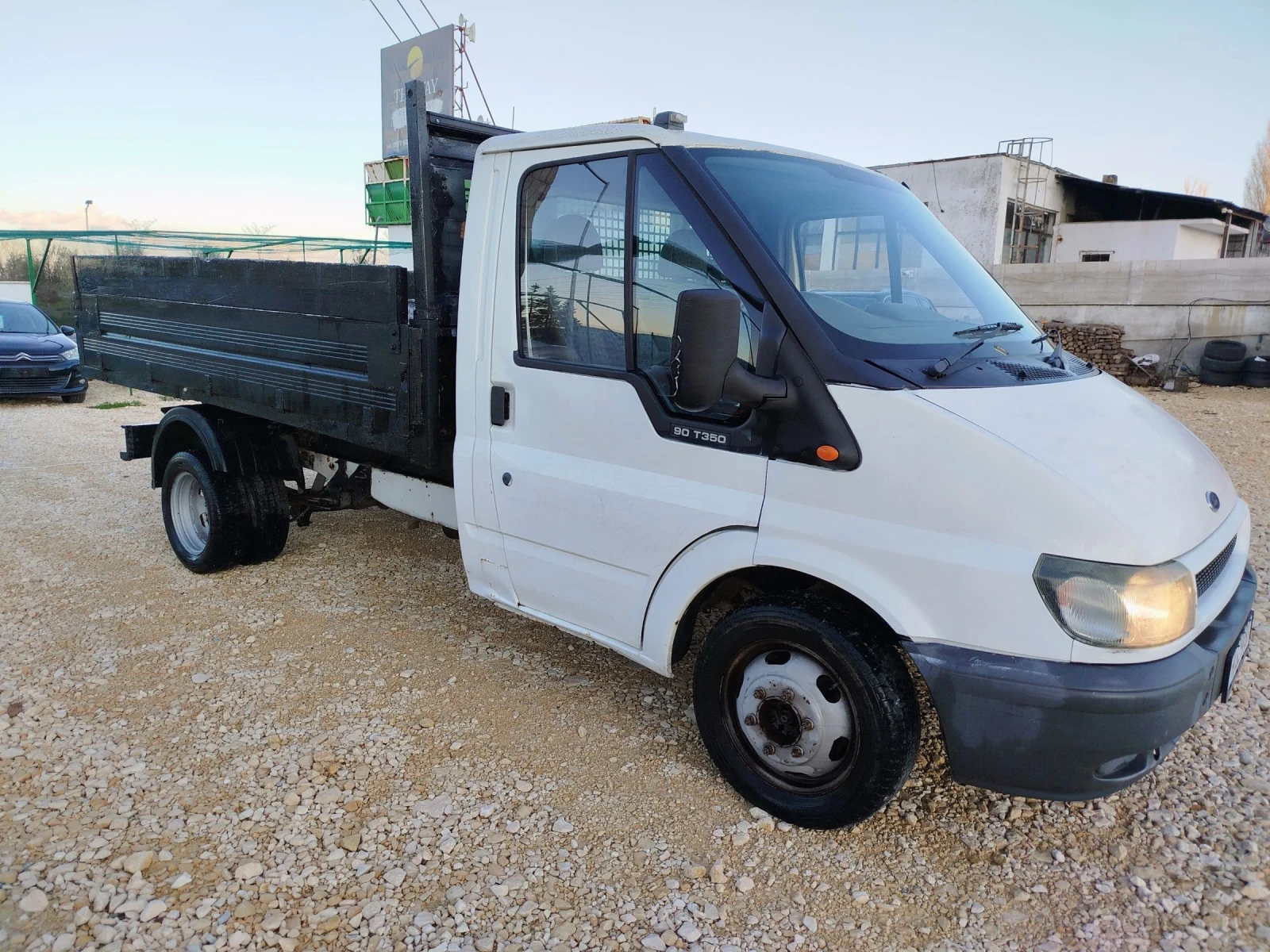 Ford Transit 2.4 90к.с - изображение 4