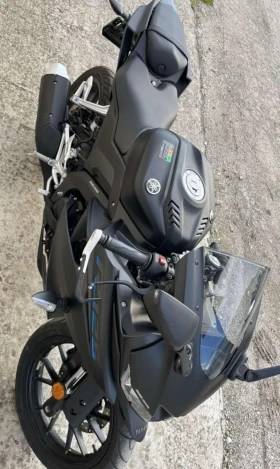 Yamaha YZF-R1 | Mobile.bg    2