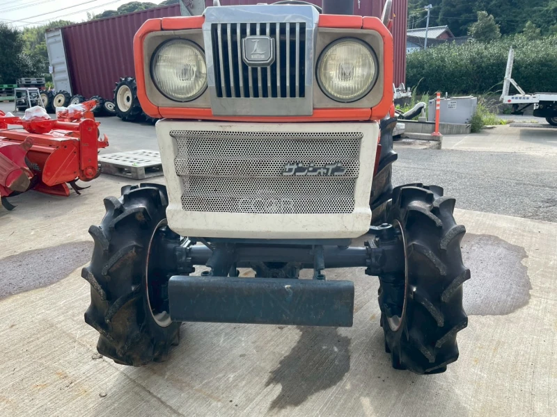 Трактор Kubota L2002DT, снимка 3 - Селскостопанска техника - 53177468