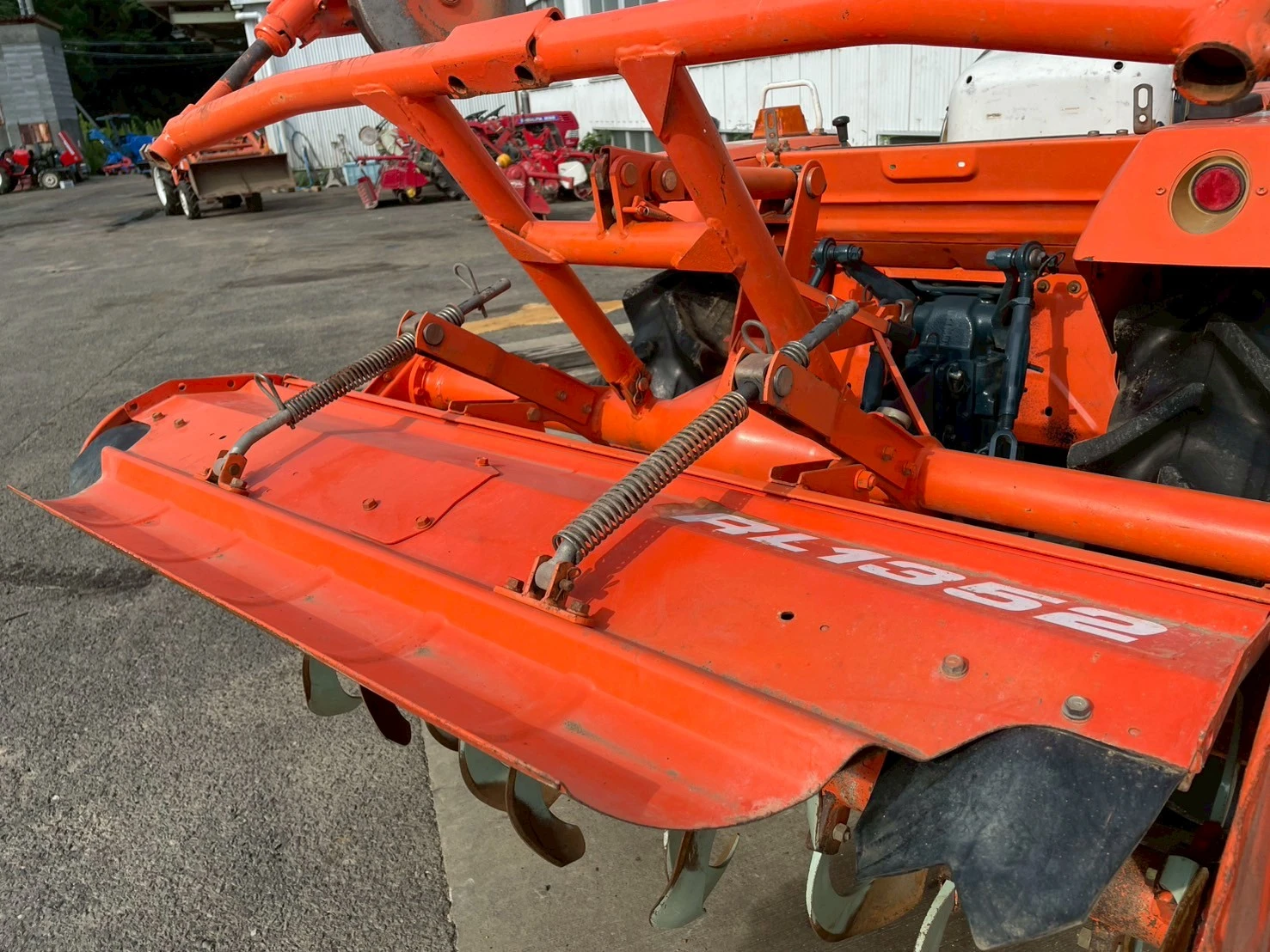 Трактор Kubota L2002DT - изображение 5