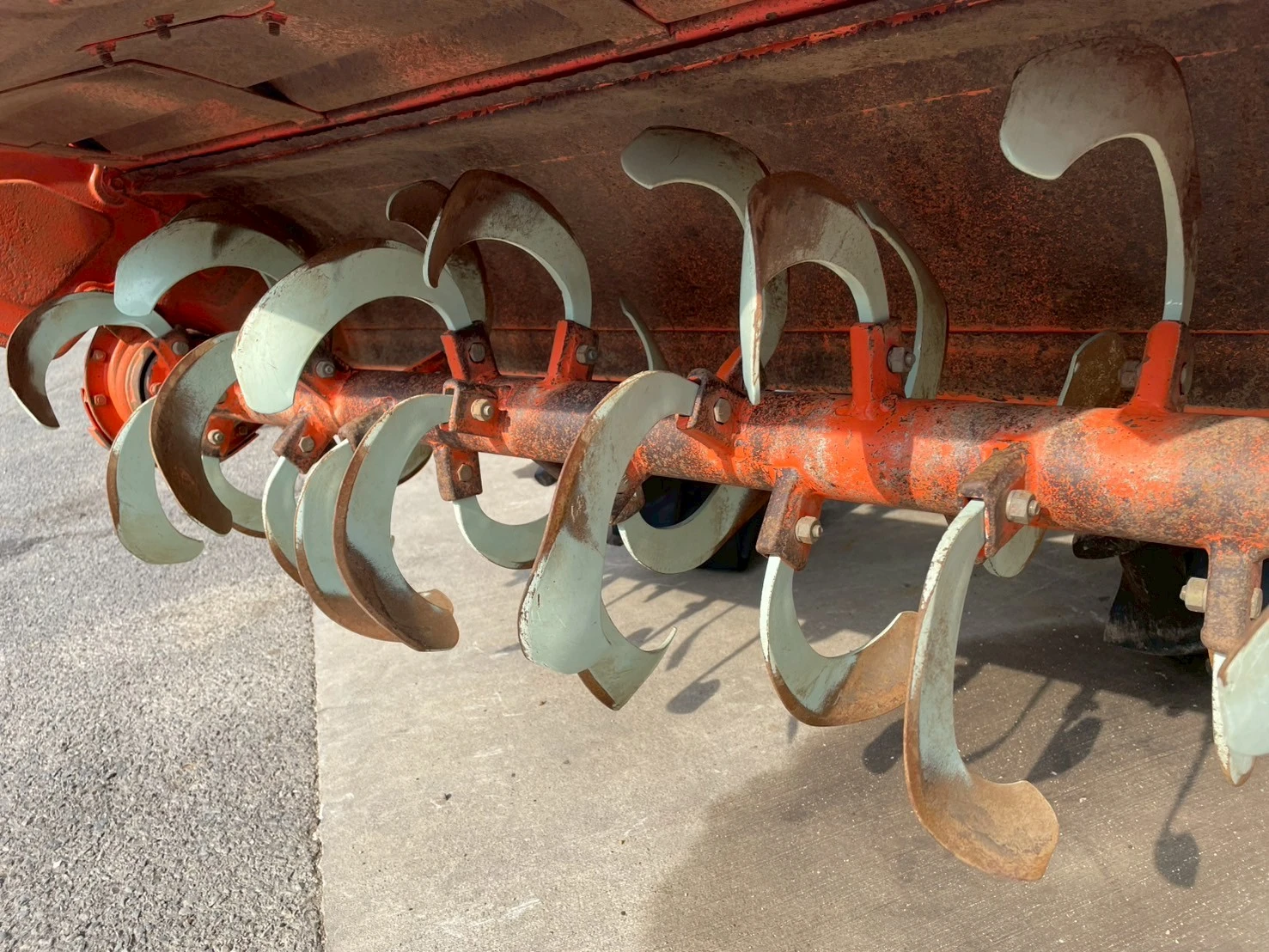 Трактор Kubota L2002DT - изображение 6