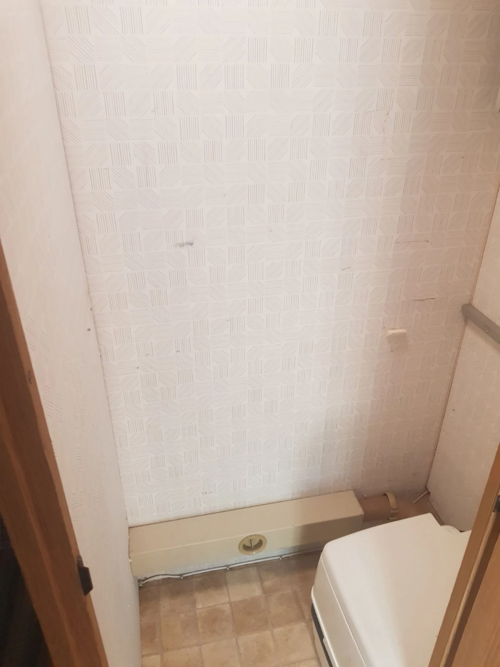 Каравана Beyerland 1988, снимка 8 - Каравани и кемпери - 54372003