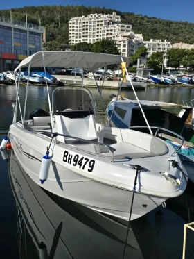         Trimarchi 57S