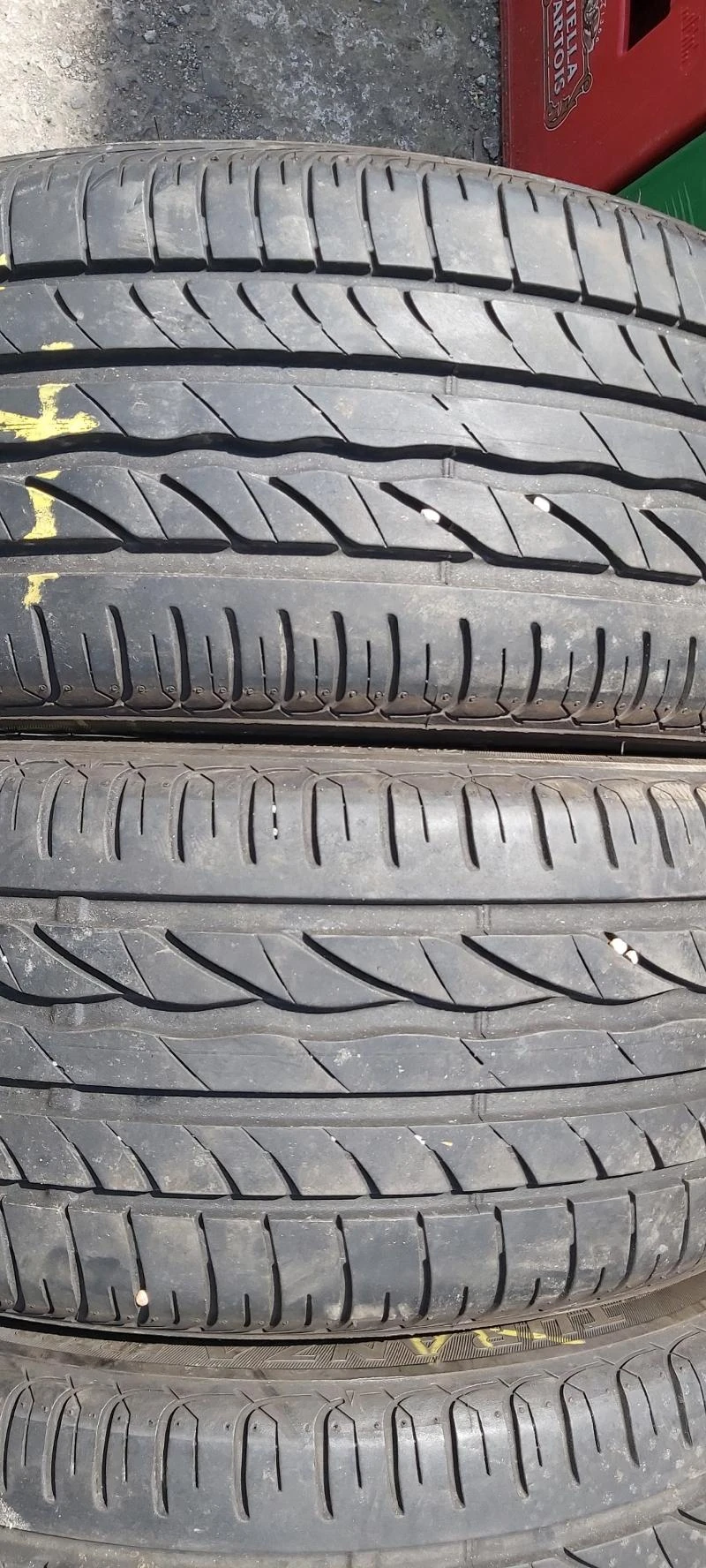 Гуми Летни 215/45R16, снимка 2 - Гуми и джанти - 32914309