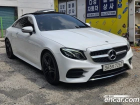 Mercedes-Benz E 220 Coupe, снимка 3