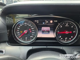 Mercedes-Benz E 220 Coupe, снимка 10