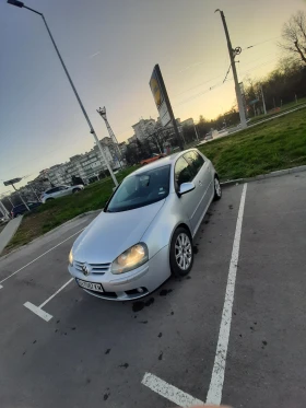 VW Golf 2.0tdi, снимка 2