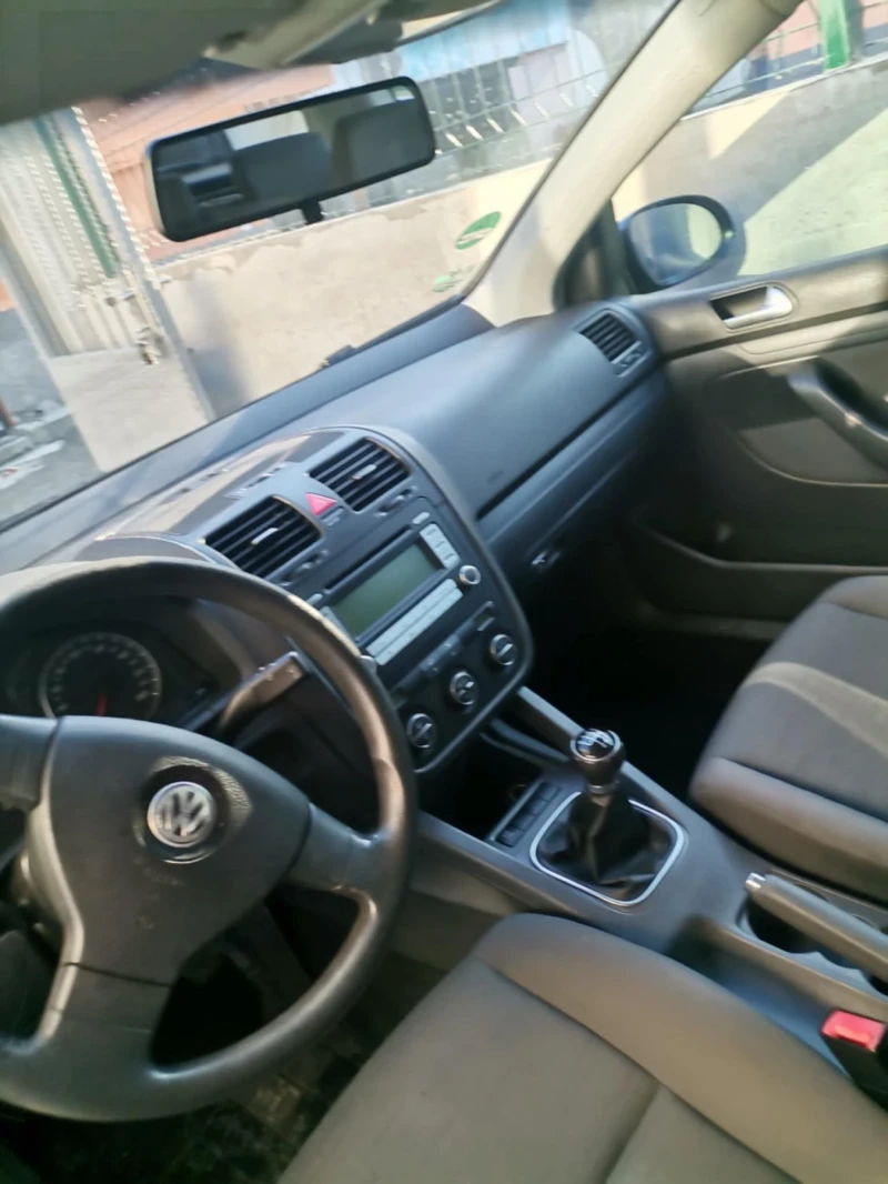 VW Golf, снимка 4 - Автомобили и джипове - 48628927