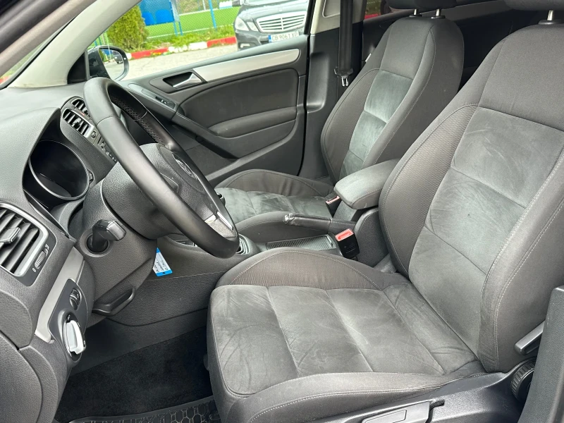 VW Golf Ксенон/Навигация HIGHLINE, снимка 10 - Автомобили и джипове - 51970199