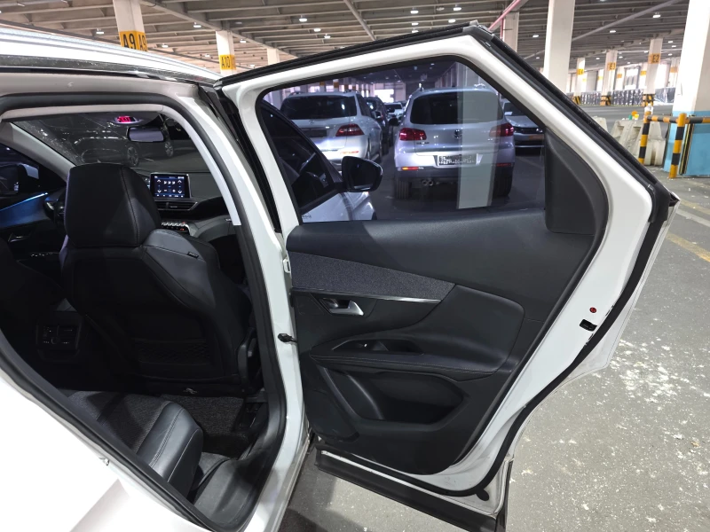 Peugeot 3008 1.6 HDi-ОЧАКВАН ВНОС-КАТО НОВА, снимка 11 - Автомобили и джипове - 52549802