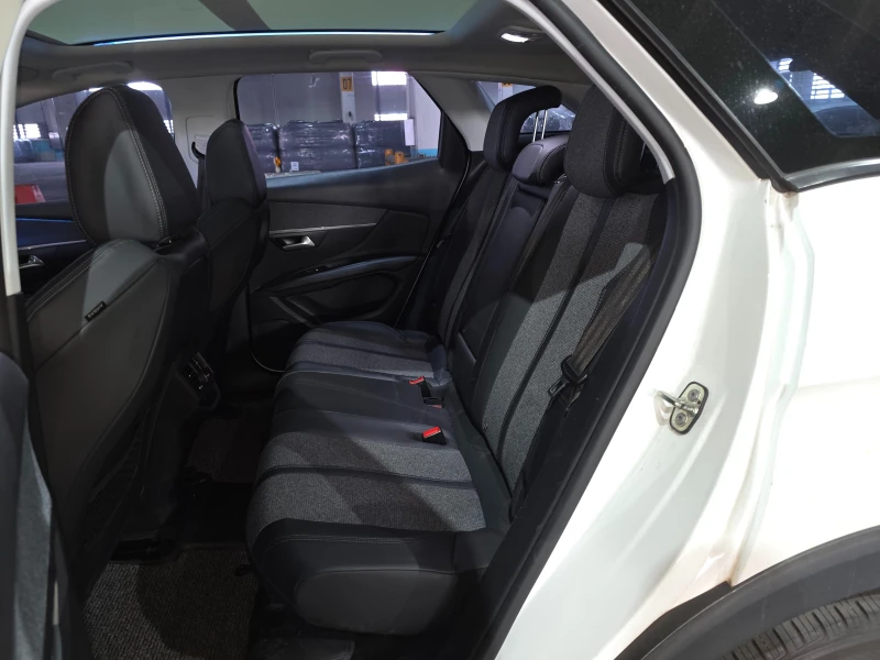 Peugeot 3008 1.6 HDi-ОЧАКВАН ВНОС-КАТО НОВА, снимка 10 - Автомобили и джипове - 52549802