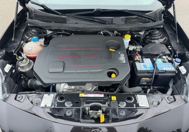 Alfa Romeo Giulietta 1.6M-JET - УНИКАТ - РЕАЛНИ КИЛОМЕТРИ, снимка 15 - Автомобили и джипове - 52663785