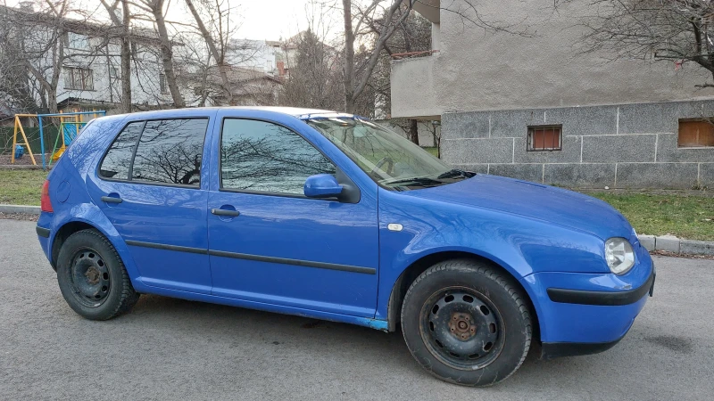 VW Golf IV 1.6, снимка 2 - Автомобили и джипове - 53140746