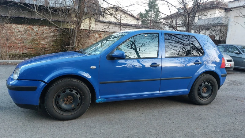VW Golf IV 1.6, снимка 3 - Автомобили и джипове - 53140746