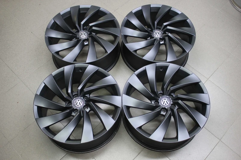 VW Arteon VW Arteon R-Line 2.0 TSI OPF DSG, снимка 10 - Автомобили и джипове - 53240940