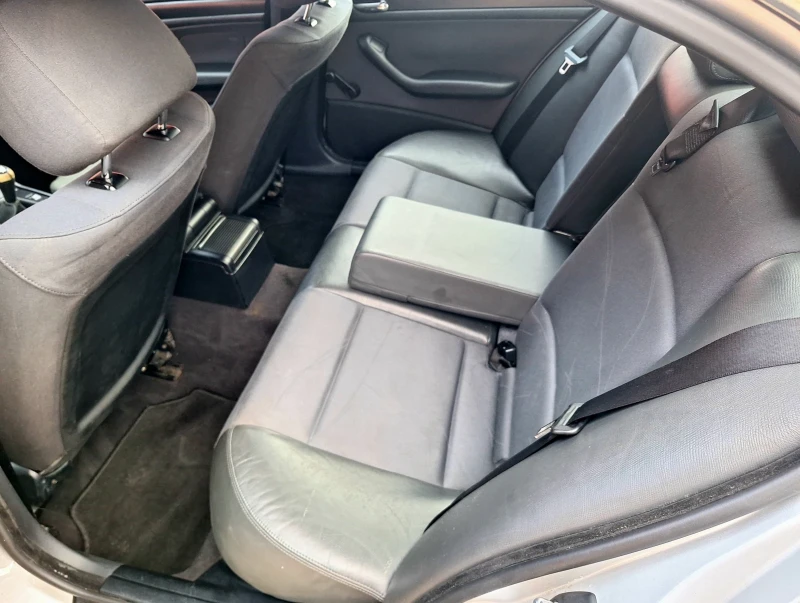 BMW 320 2.0D 150кс. Фейс 6 скорости, снимка 11 - Автомобили и джипове - 53395234