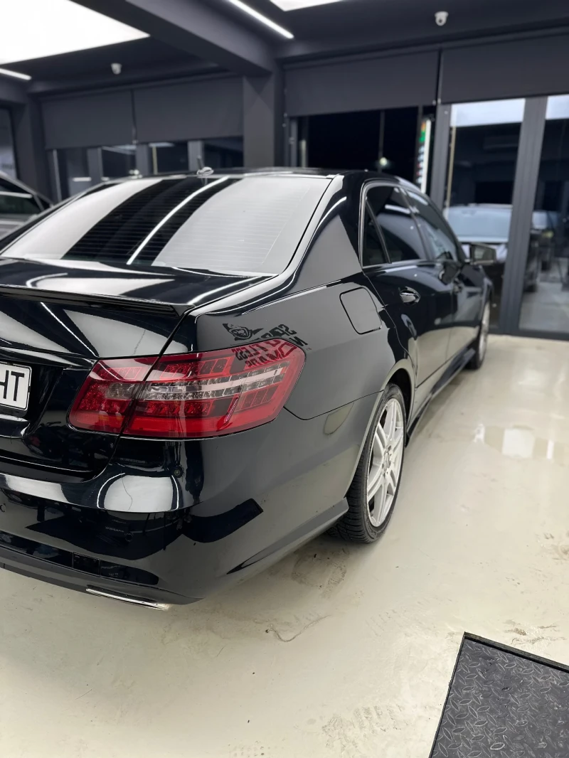 Mercedes-Benz E 350  4MATIC, снимка 7 - Автомобили и джипове - 53451711