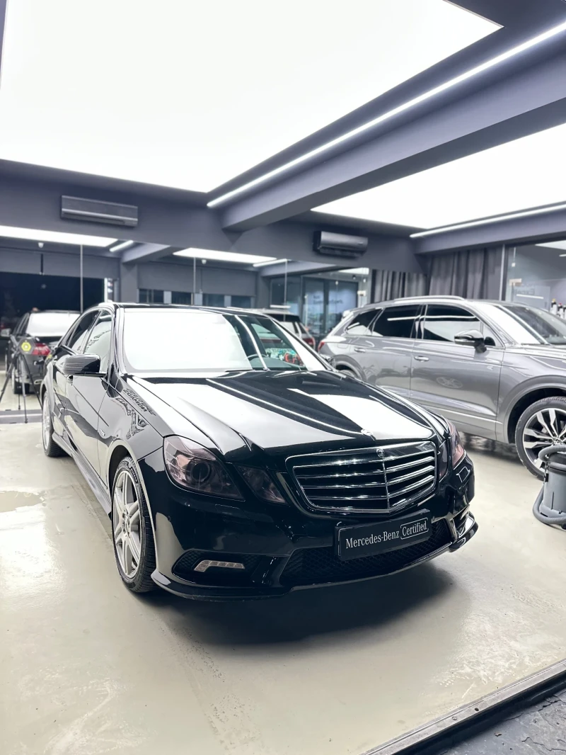 Mercedes-Benz E 350  4MATIC, снимка 2 - Автомобили и джипове - 53451711