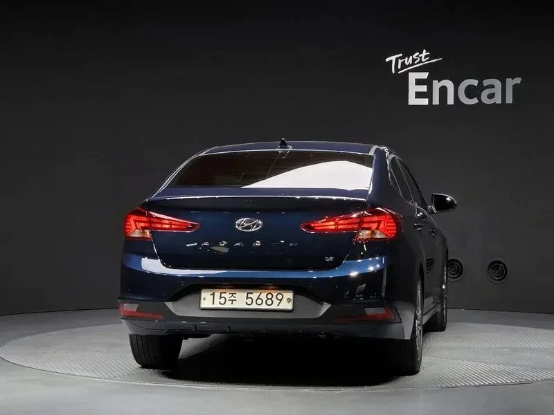 Hyundai Elantra, снимка 4 - Автомобили и джипове - 56724876