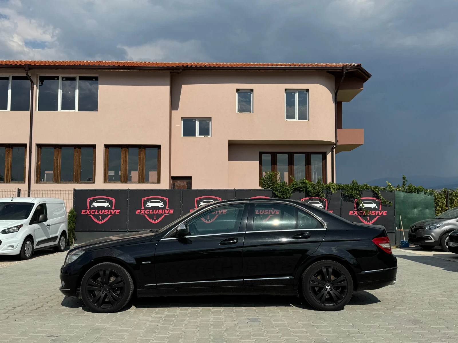 Mercedes-Benz C 350 C350 4 MATIC - изображение 2