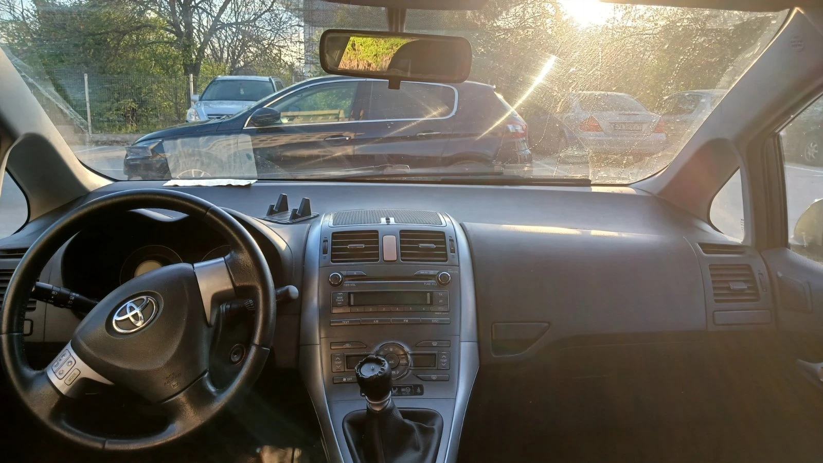 Toyota Auris  - изображение 5