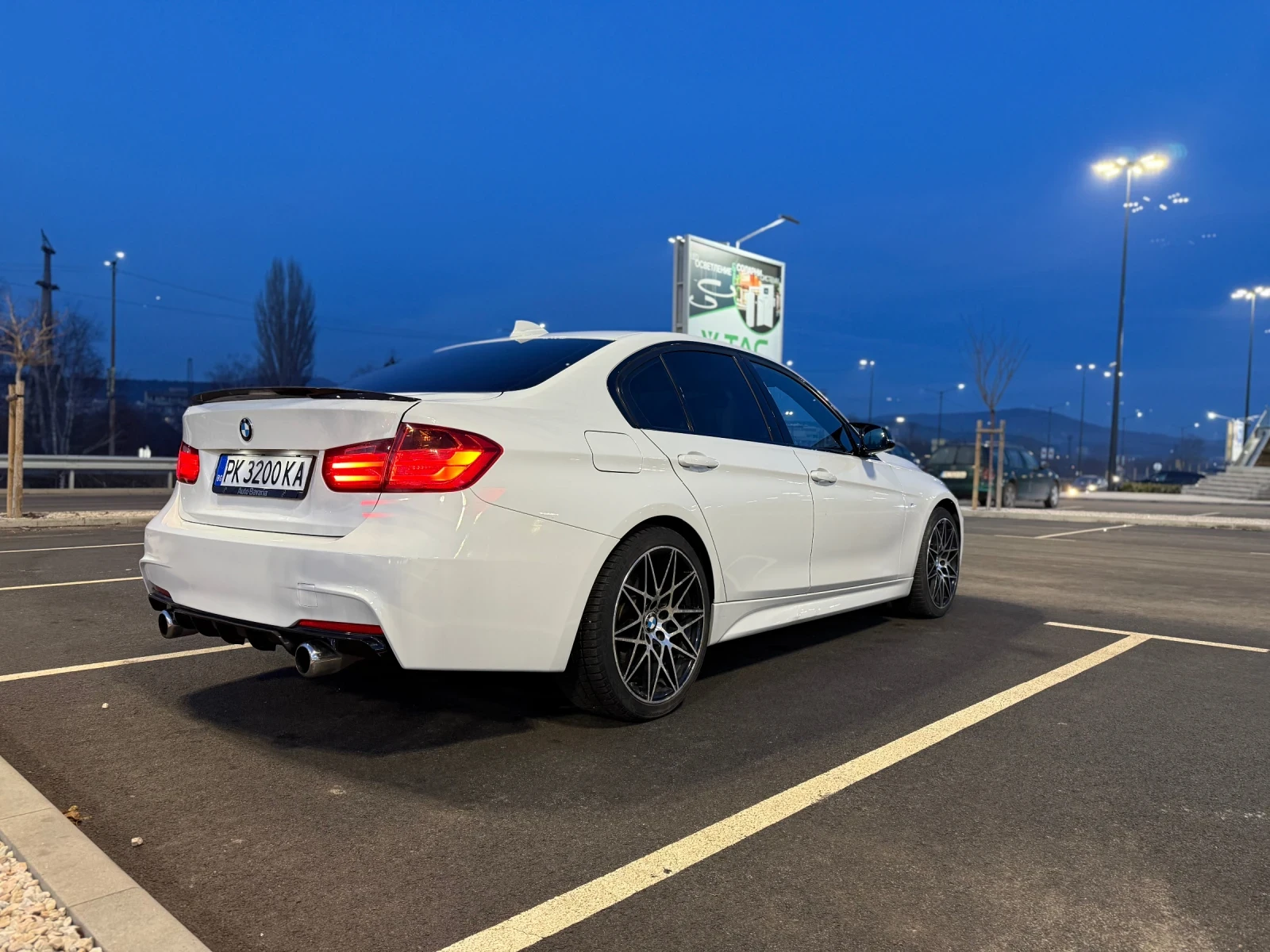 BMW 318 M PERFORMANCE HARMAN-KARDON - изображение 4
