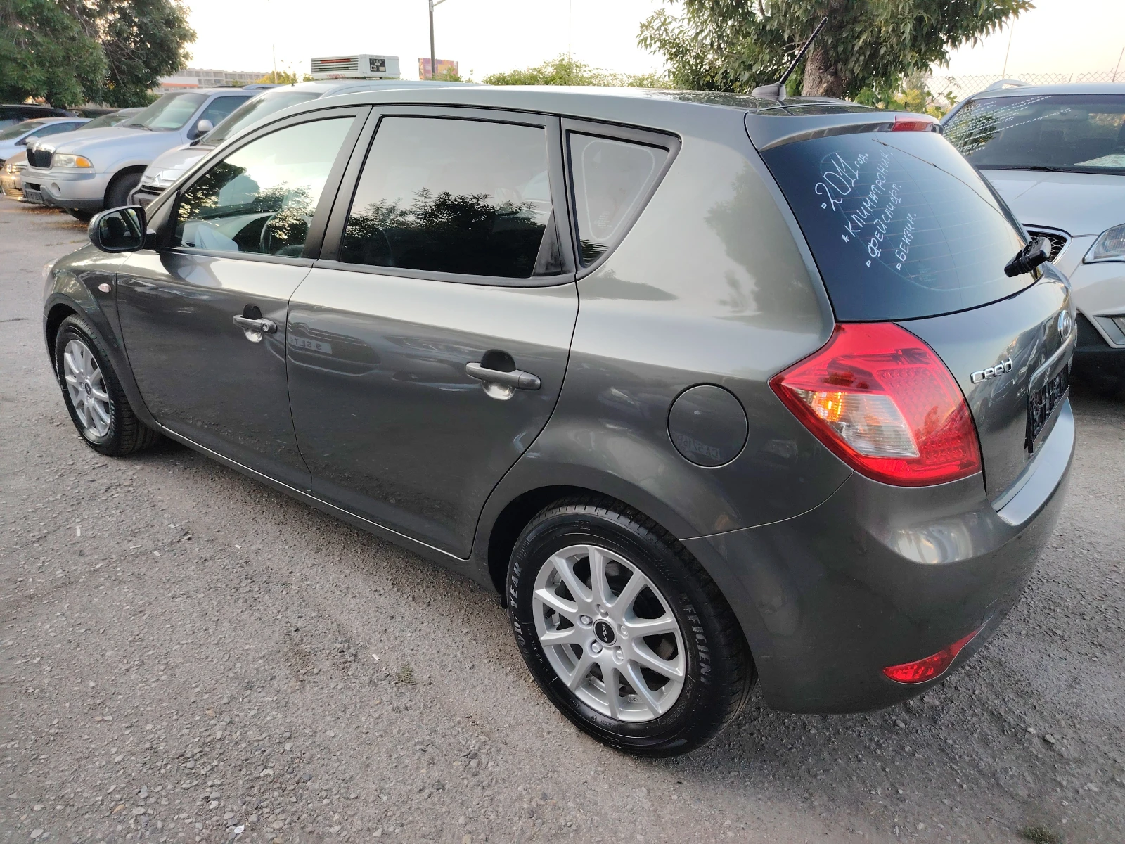 Kia Ceed 1.4i/16v - LUXORI - изображение 7