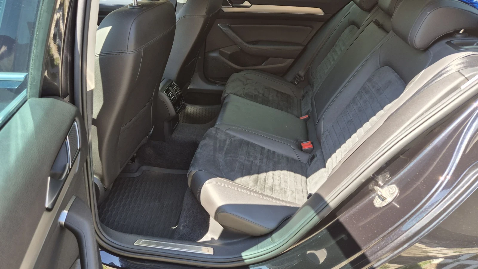VW Passat 2.0TDI 4MOTION - изображение 8