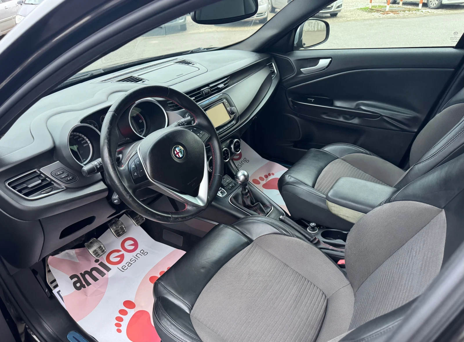 Alfa Romeo Giulietta 1.6M-JET - УНИКАТ - РЕАЛНИ КИЛОМЕТРИ - изображение 9