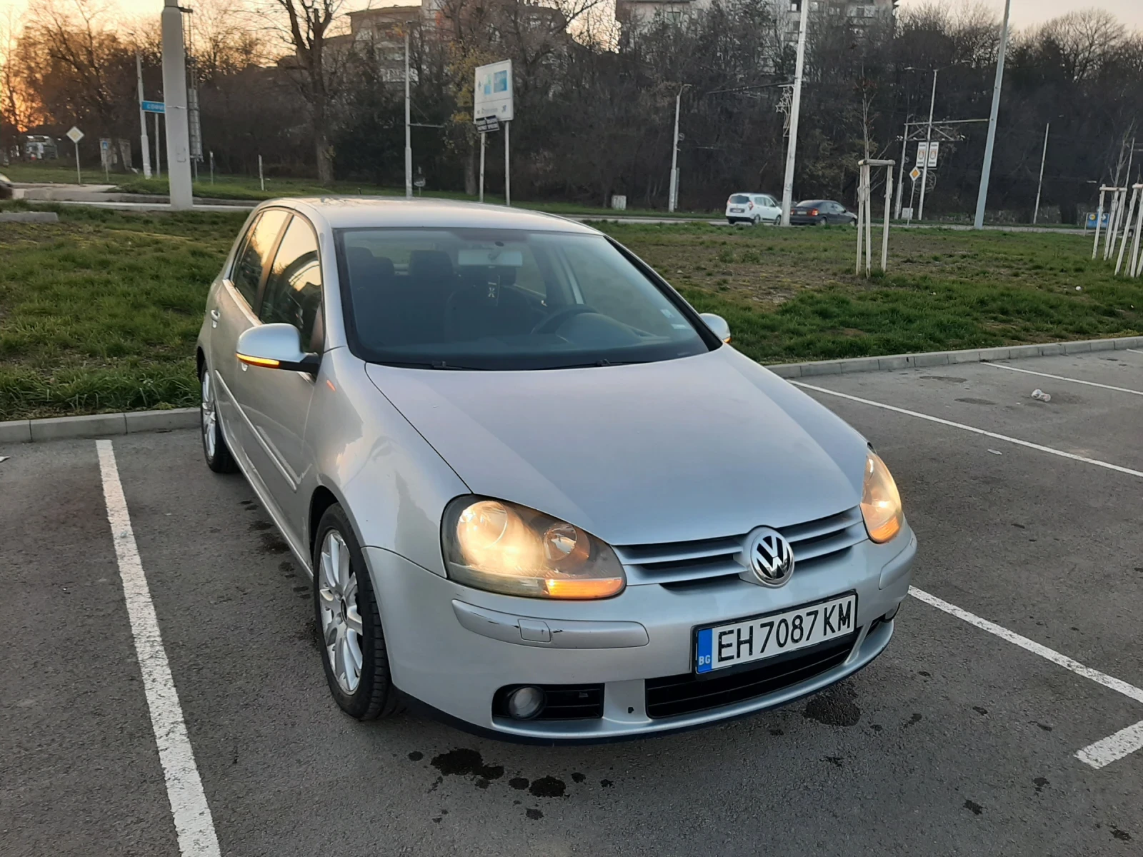 VW Golf 2.0tdi - изображение 8
