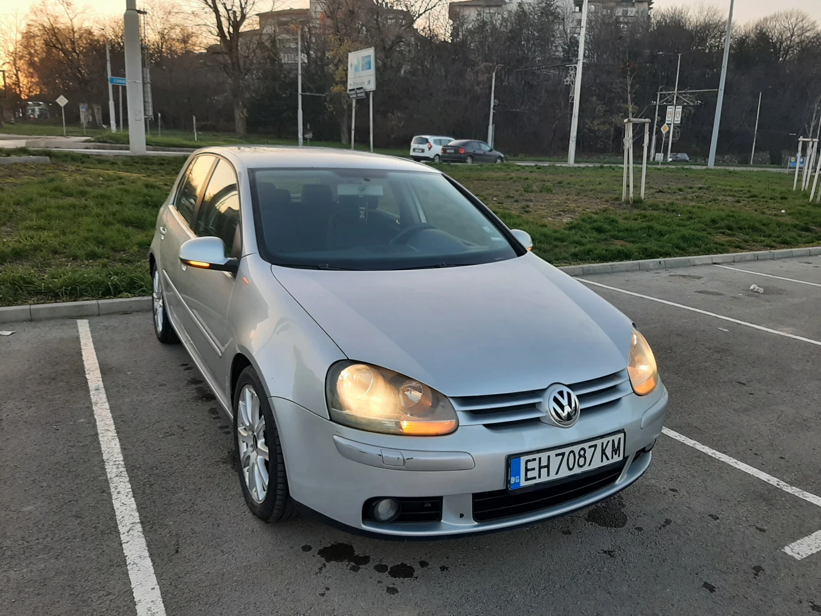 VW Golf 2.0tdi - изображение 7