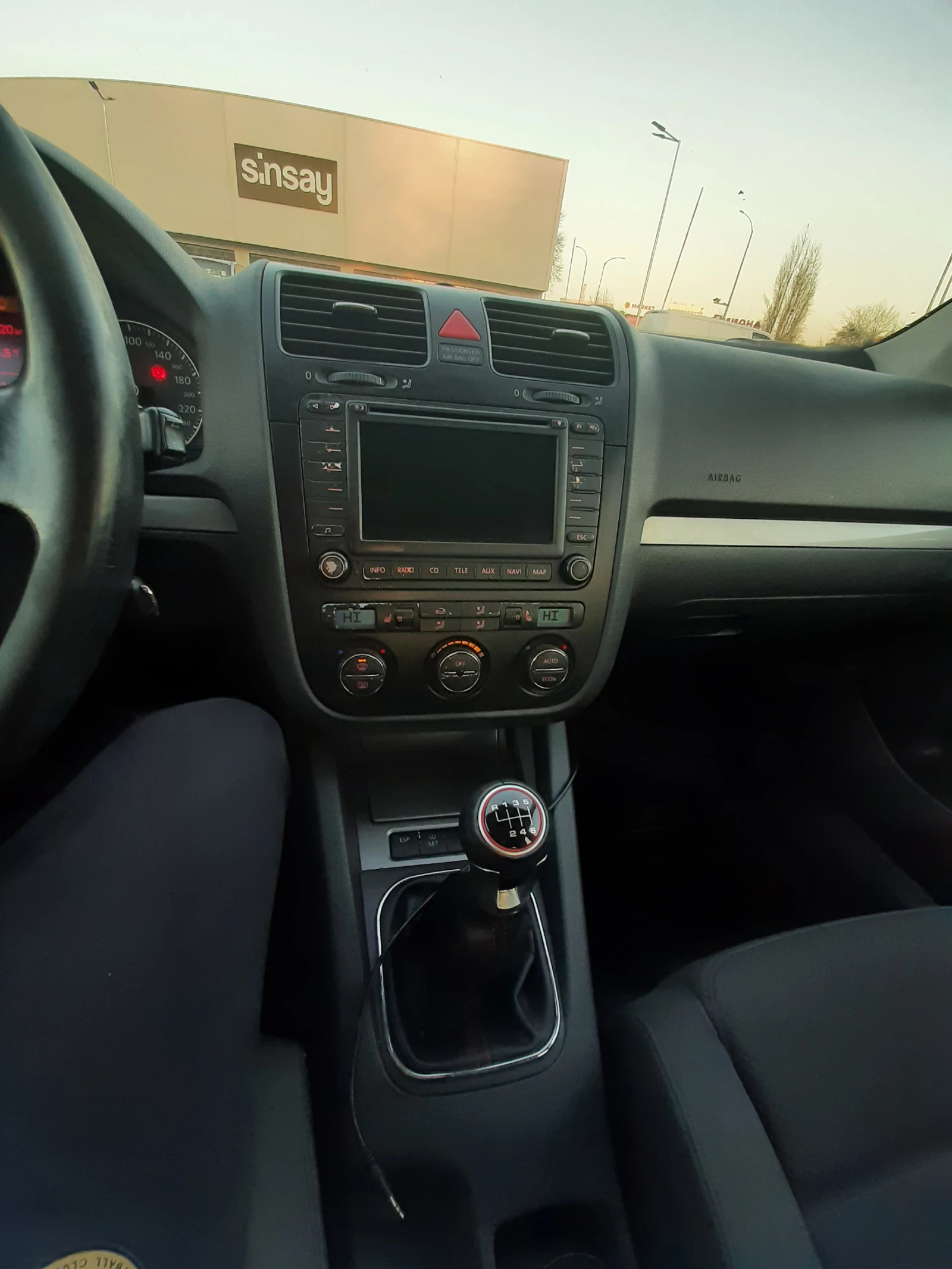 VW Golf 2.0tdi - изображение 9