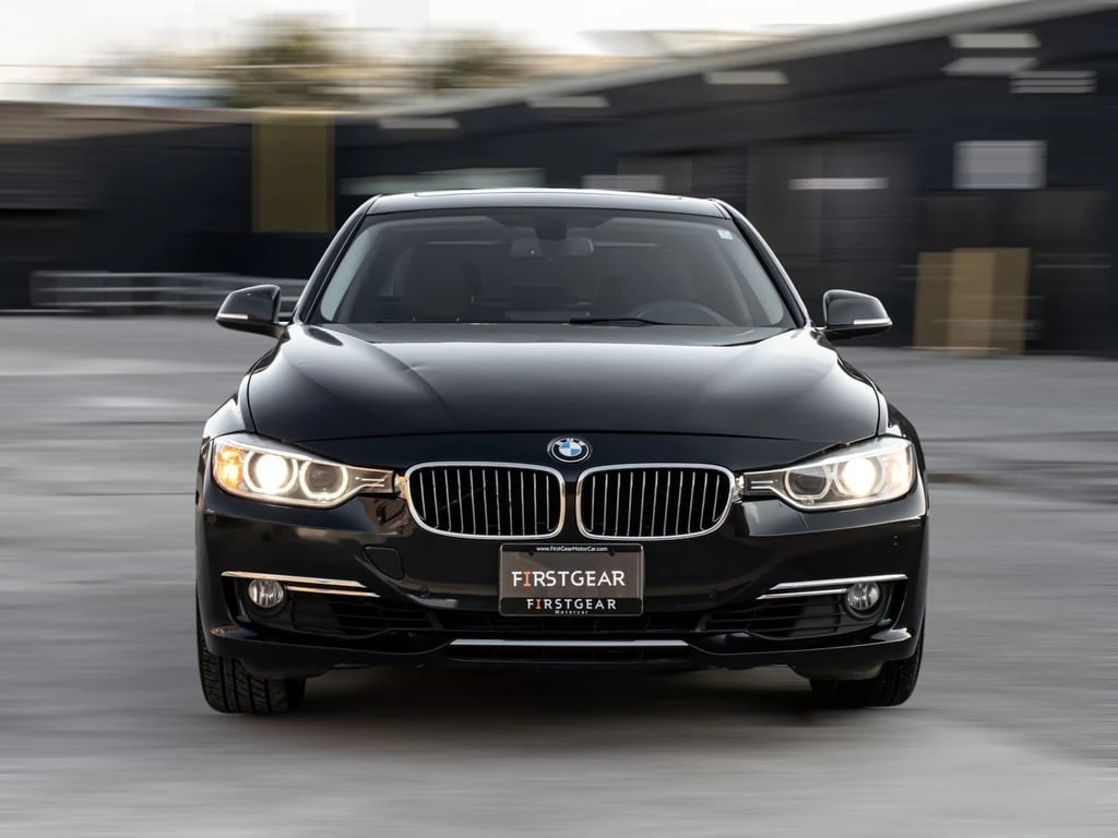 BMW 328 * 328i xDrive| NAV| LOADED| HEADS UP| SPORT| PRICE - изображение 2