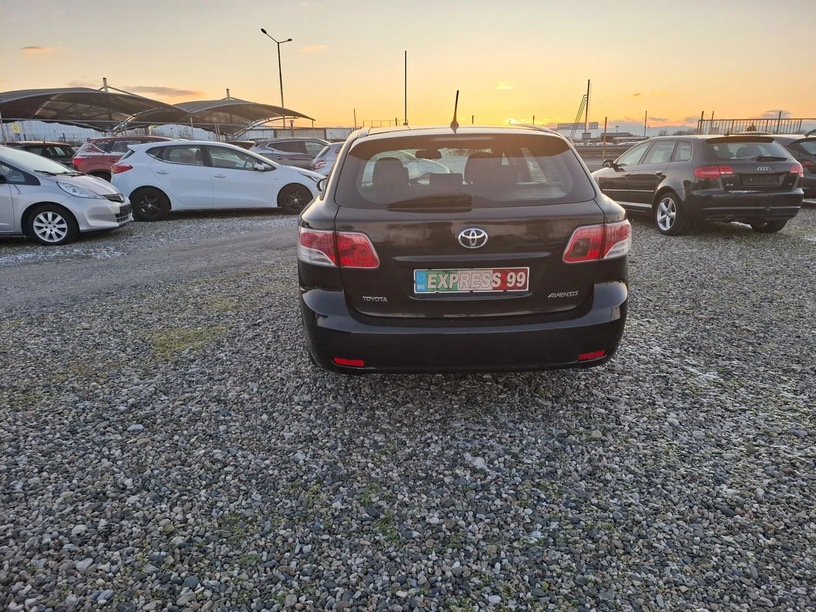 Toyota Avensis 1.8i / 147kc. | Mobile.bg � ����������� 16