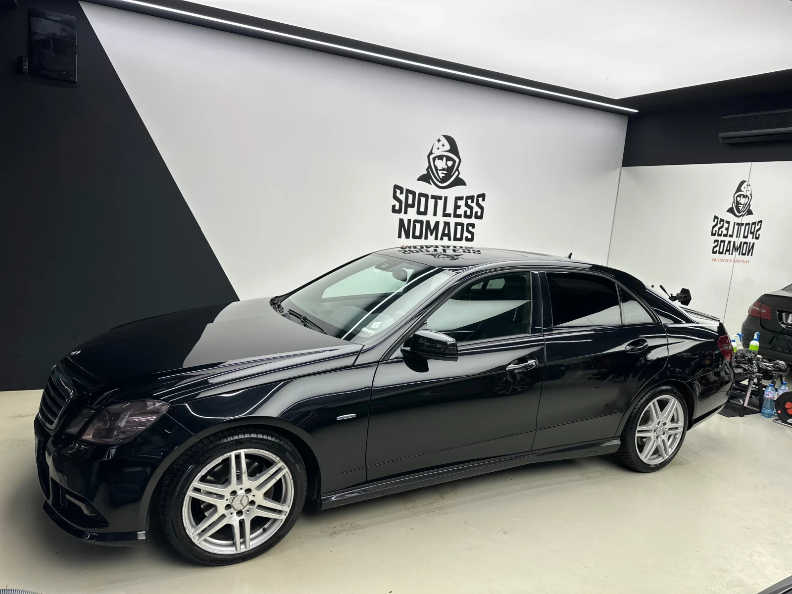 Mercedes-Benz E 350  4MATIC - изображение 4