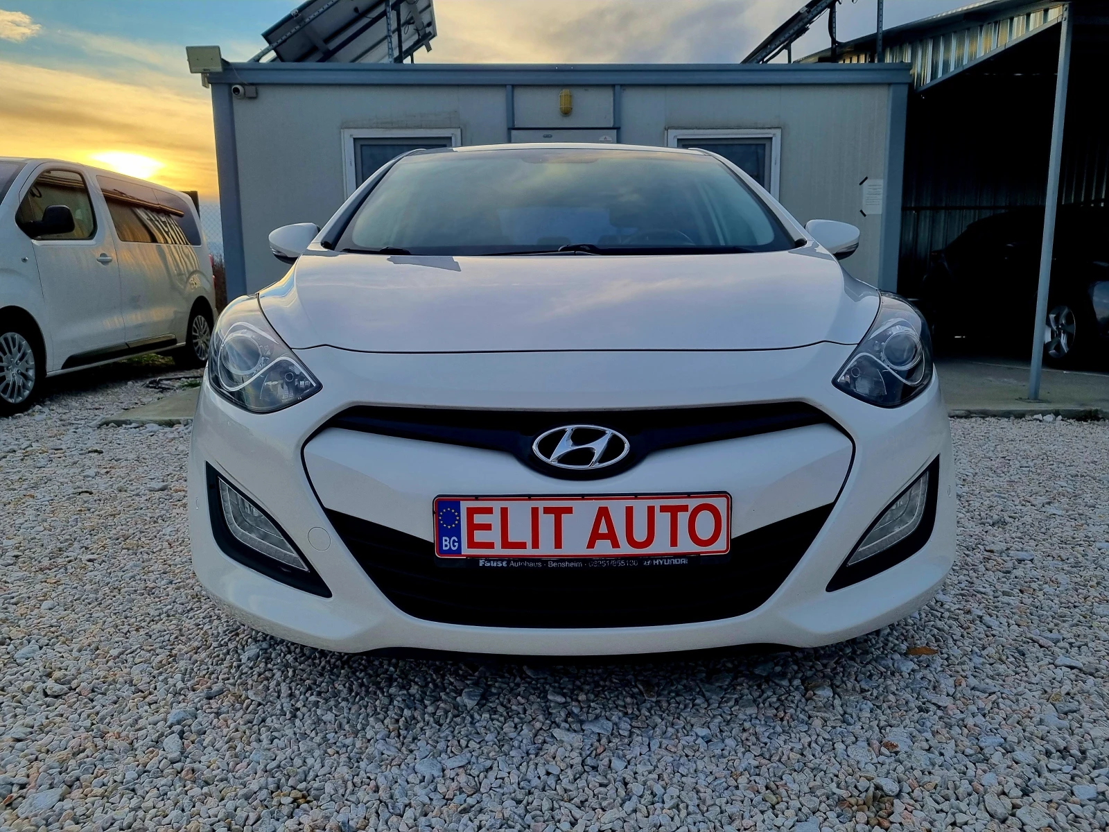 Hyundai I30 1.6CDTI 110ks Evro5 - изображение 3