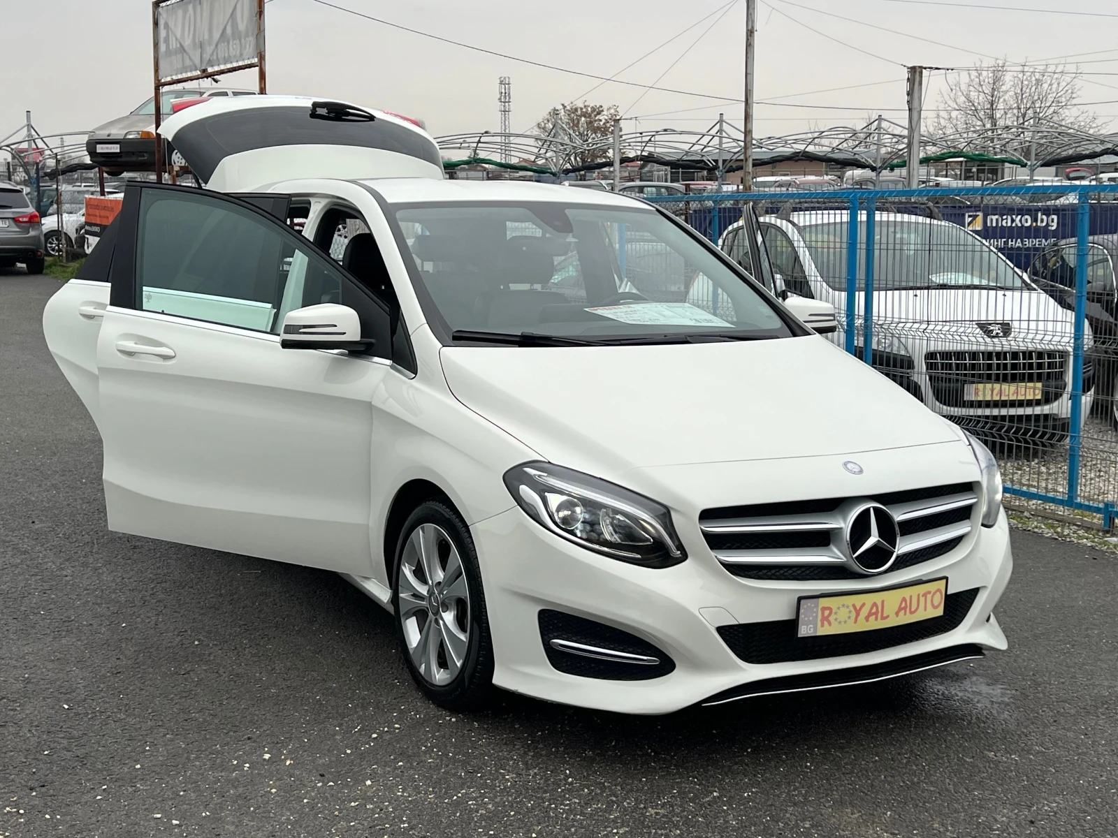 Mercedes-Benz B 180 ЛИЗИНГ-FEISS-АВТОМАТ-КОЖА-ТОП, снимка 17 - Автомобили и джипове - 54058281