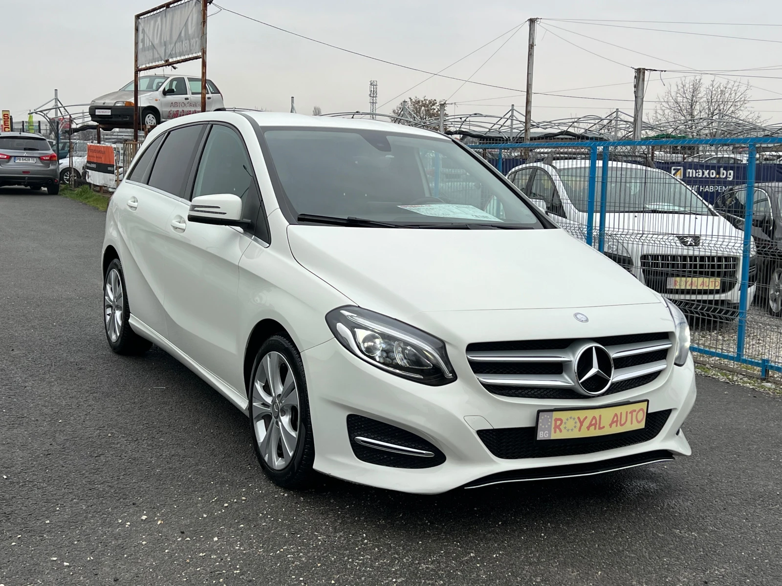 Mercedes-Benz B 180 ЛИЗИНГ-FEISS-АВТОМАТ-КОЖА-ТОП, снимка 3 - Автомобили и джипове - 54058281