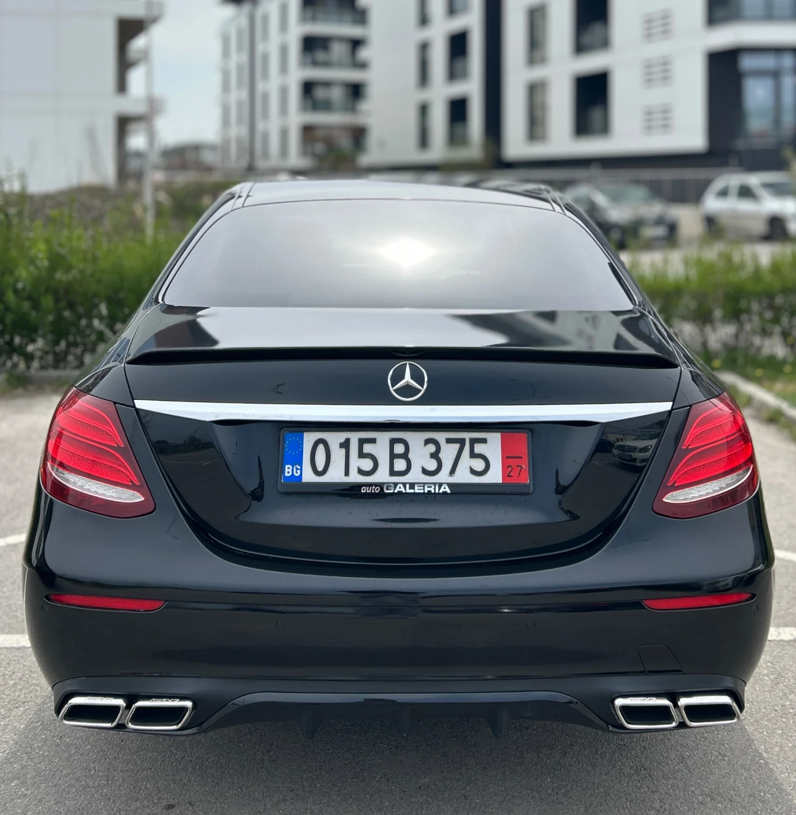 Mercedes-Benz E 220 63 AMG* 220d, снимка 9 - Автомобили и джипове - 54146303