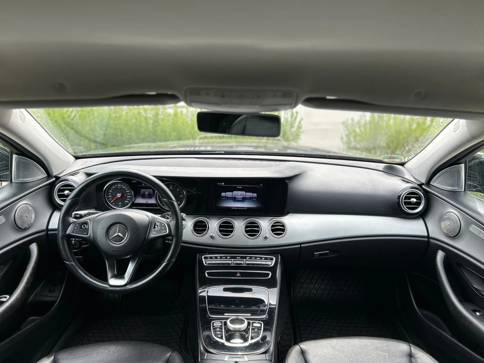 Mercedes-Benz E 220 63 AMG* 220d, снимка 12 - Автомобили и джипове - 54146303