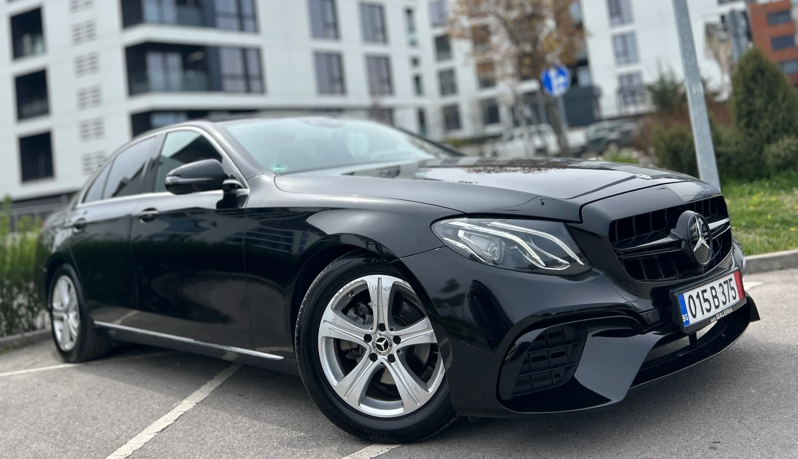 Mercedes-Benz E 220 63 AMG* 220d, снимка 3 - Автомобили и джипове - 54146303