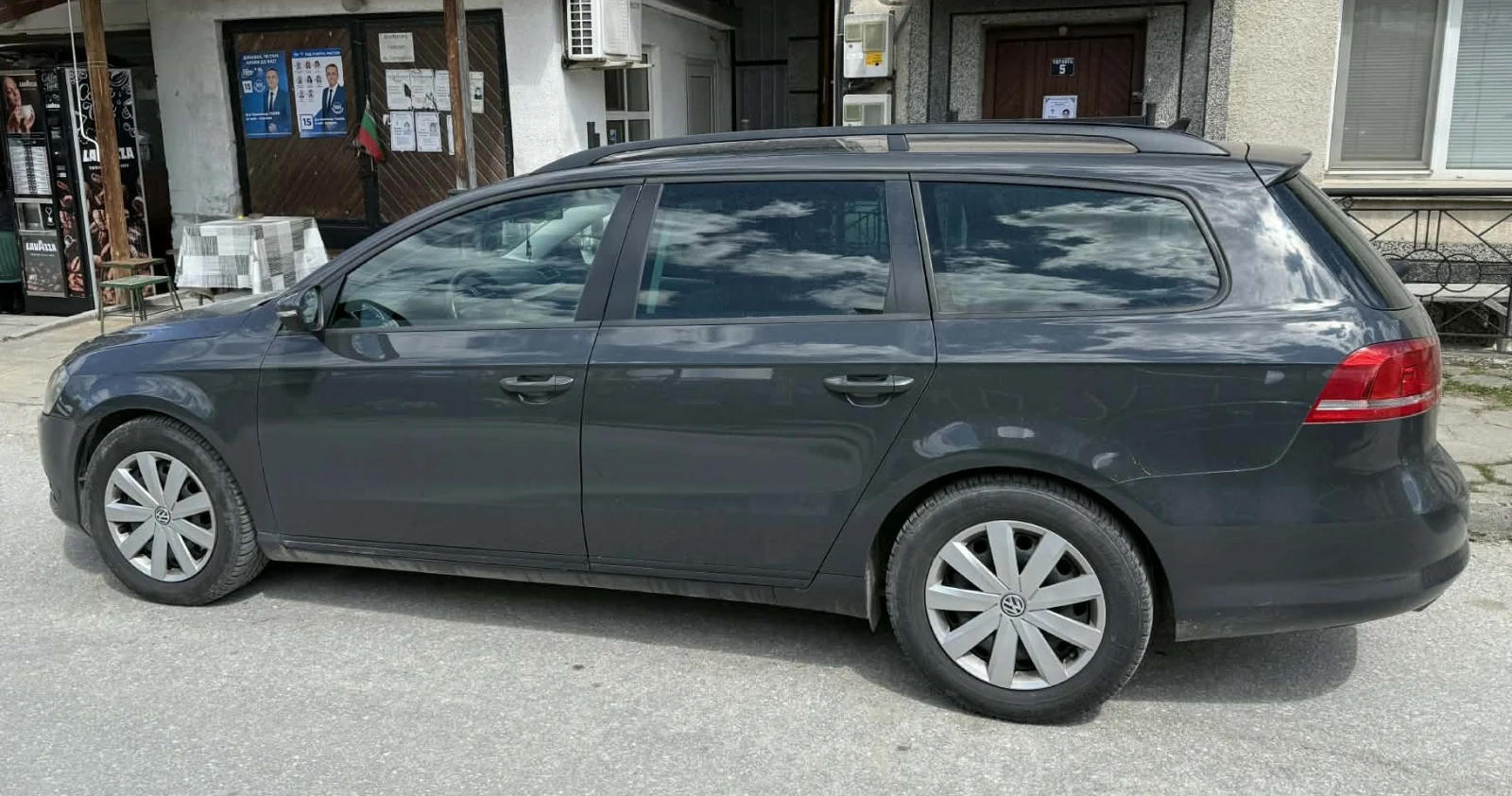 VW Passat VII, снимка 2 - Автомобили и джипове - 54260052