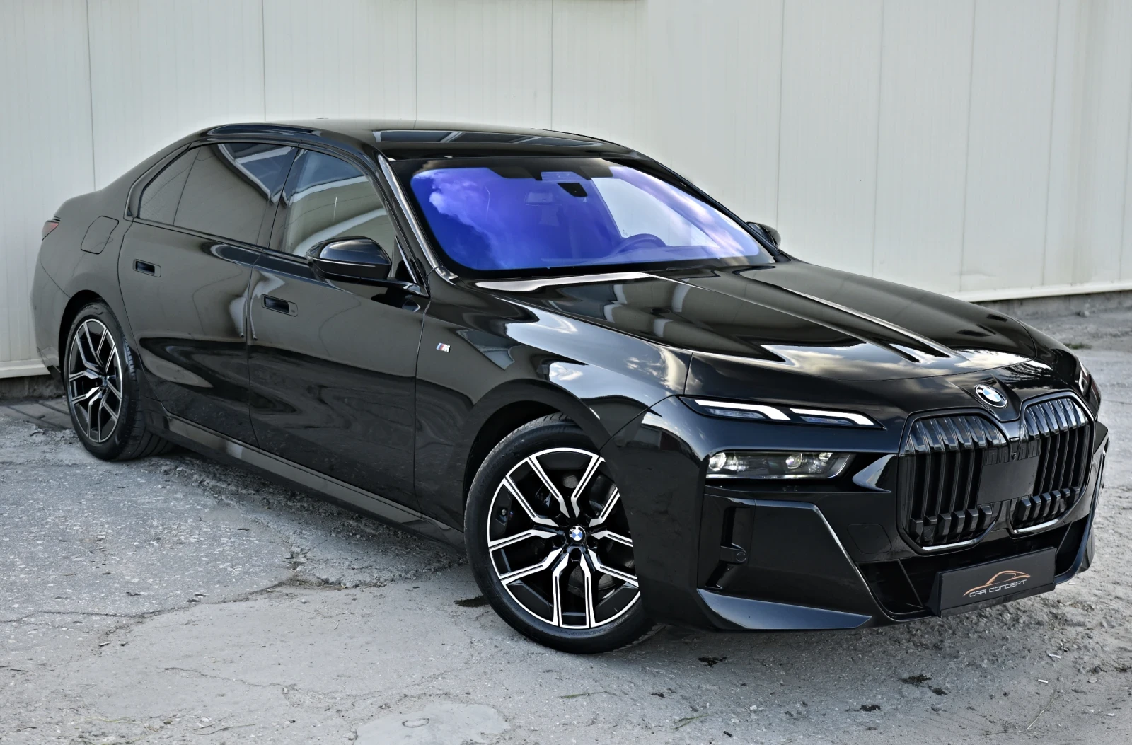 BMW 740 D M-SPORT M760I-OPTIC Xdrive B&W EXCLUSIVE SHADOW, снимка 3 - Автомобили и джипове - 54430281