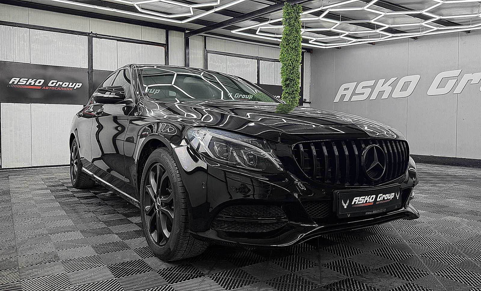 Mercedes-Benz C 220 Burmaster/Navi/Ambient/СОБСТВЕН ЛИЗИНГ, снимка 3 - Автомобили и джипове - 54836575