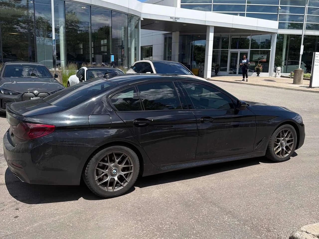 BMW 540 * xDrive * CARFAX * ОТ ПРЕДСТАВИТЕЛСТВО, снимка 3 - Автомобили и джипове - 54982533