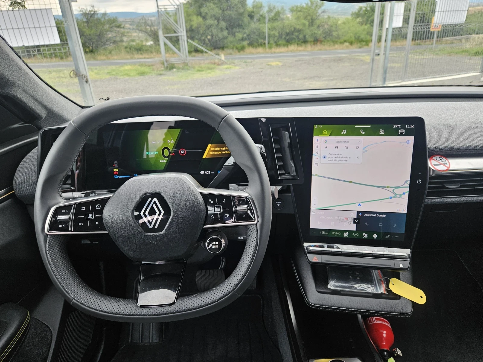 Renault Scenic E-Tech 87kw Full Options, снимка 13 - Автомобили и джипове - 55134639