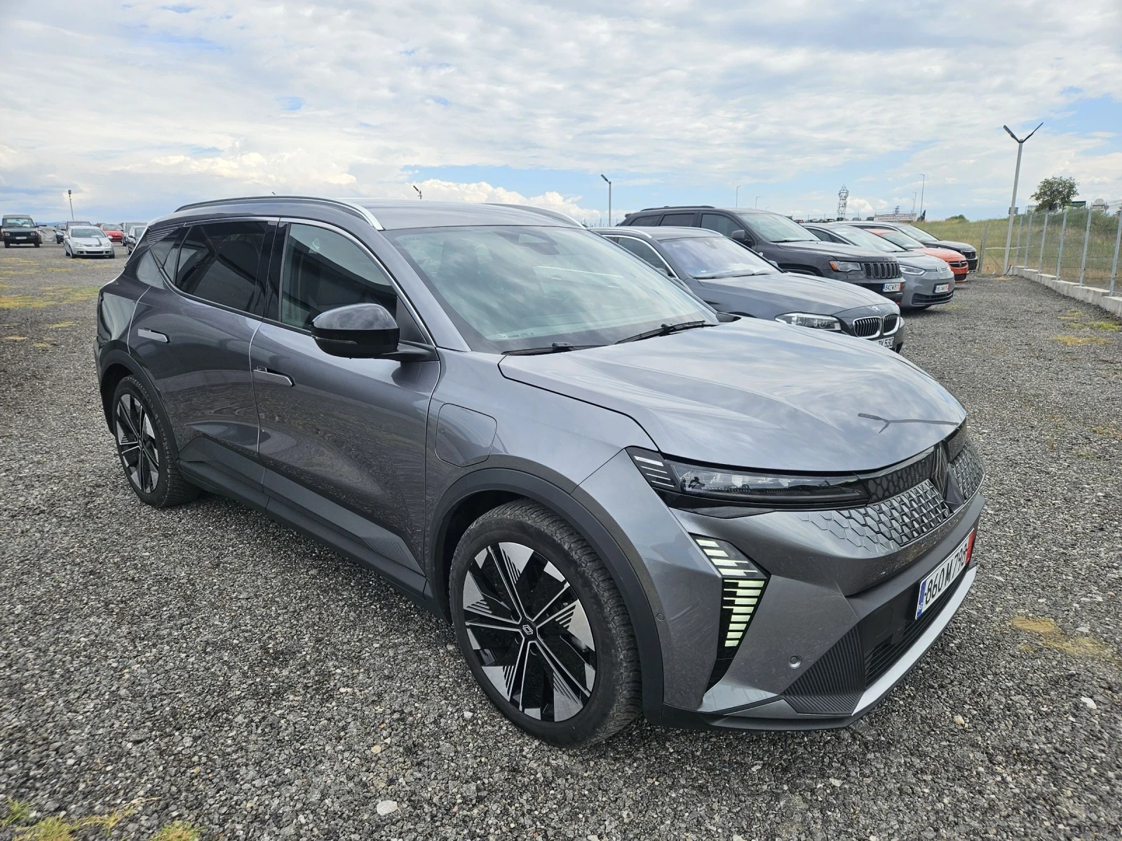 Renault Scenic E-Tech 87kw Full Options, снимка 7 - Автомобили и джипове - 55134639