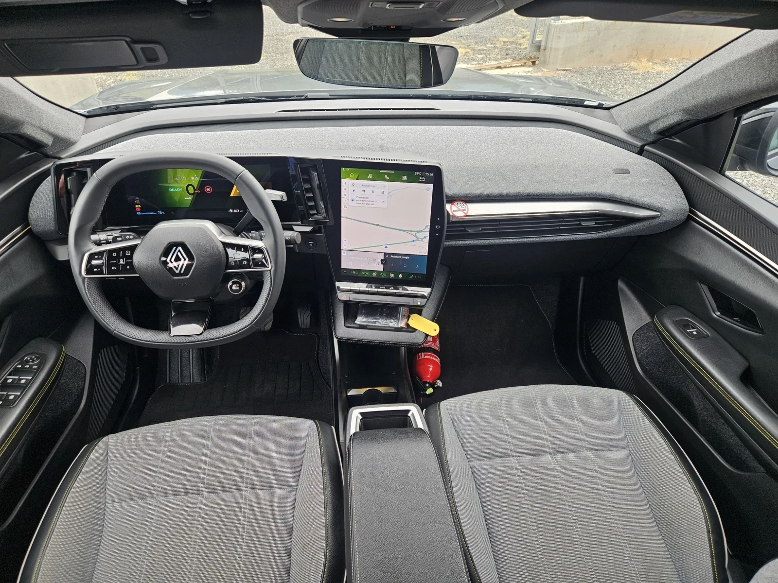 Renault Scenic E-Tech 87kw Full Options, снимка 12 - Автомобили и джипове - 55134639