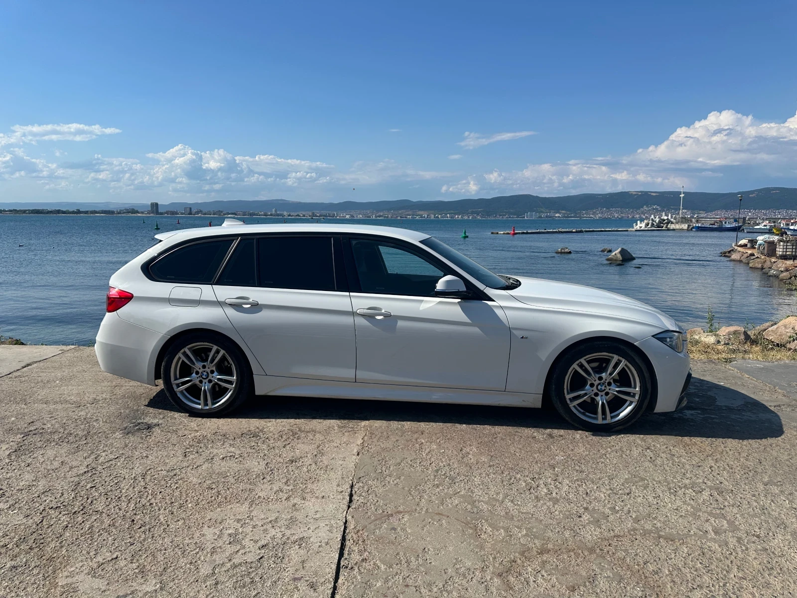 BMW 320 316d 2.0 FACE, Заводски М пакет, снимка 6 - Автомобили и джипове - 55230797