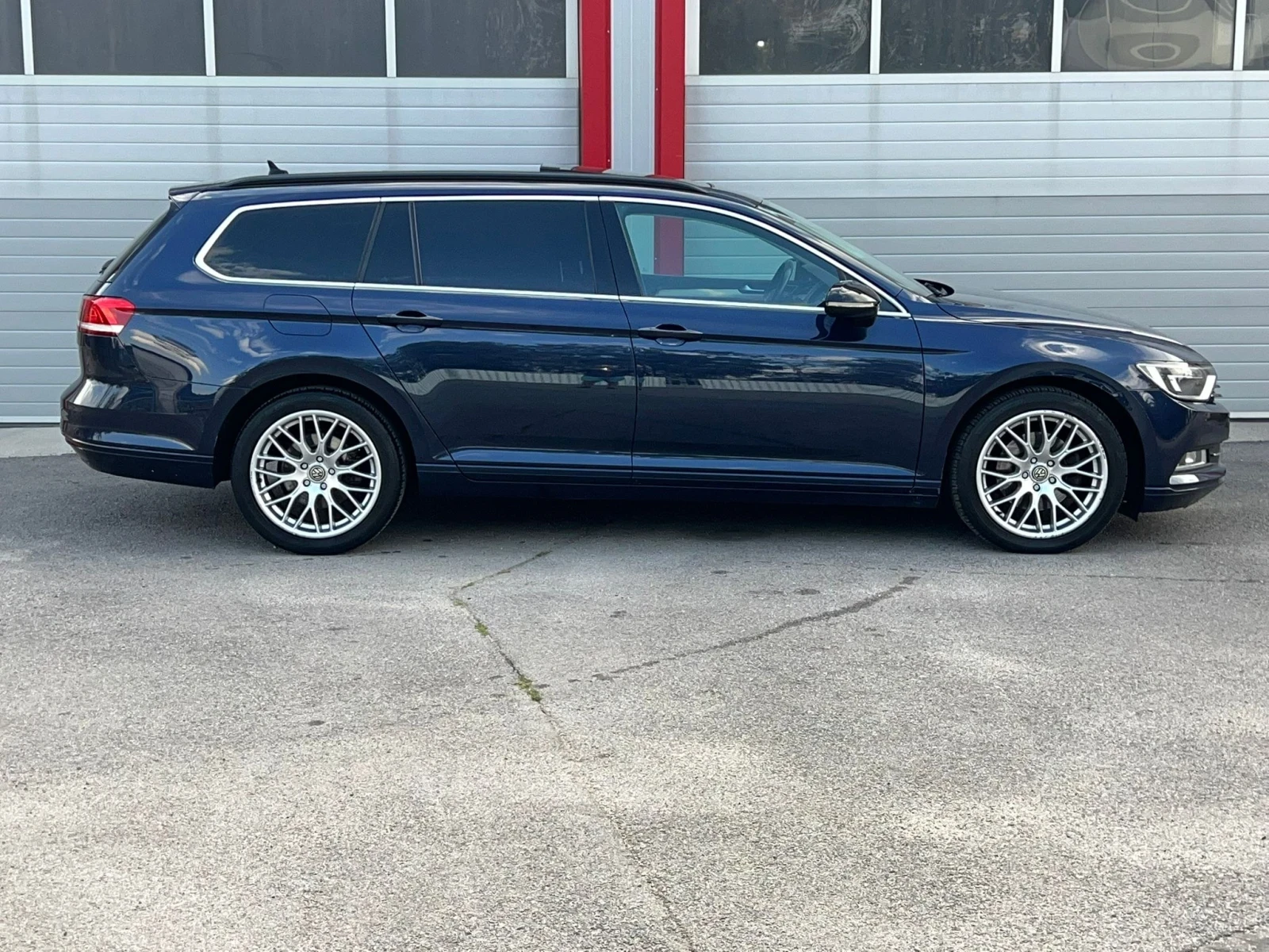 VW Passat 2.0TDI AUTOMATIK PANORAMA NAVI KEY LESS START STOP, снимка 7 - Автомобили и джипове - 55238849
